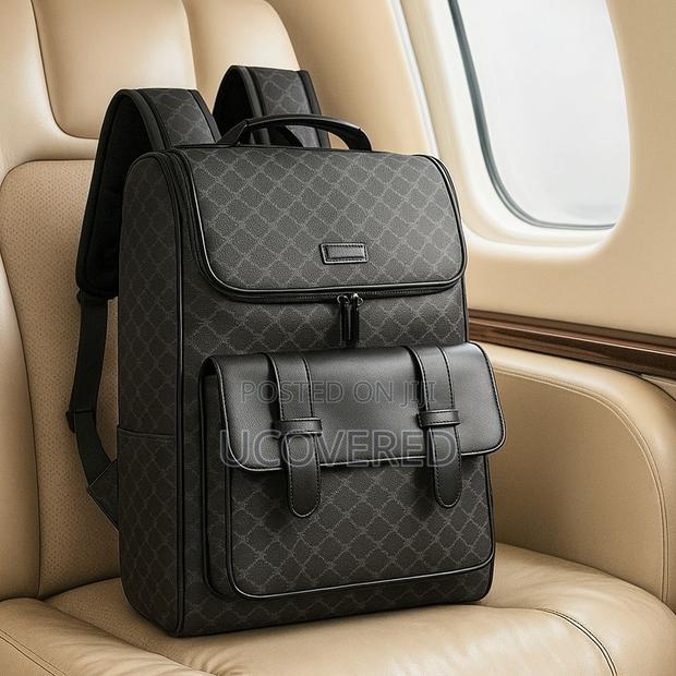 Vintage Leather Travel Backpack Fit 15.6 Laptop Waterproof · Photo 3