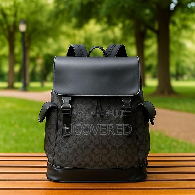 Vintage Leather Travel Backpack Fit 15.6 Laptop Waterproof · Photo 6