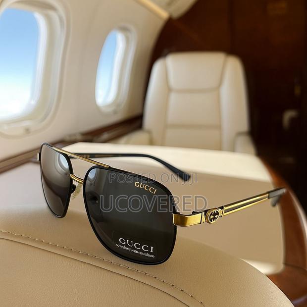 Designer Square Shaped Sunglasses Eyewear Kit · Photo 6