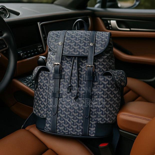 Goyard Unisex Backpack Luxury Anti-Theft Waterproof Bag · Photo 6