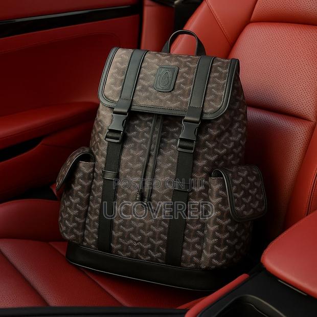 Goyard Unisex Backpack Luxury Anti-Theft Waterproof Bag · Photo 7