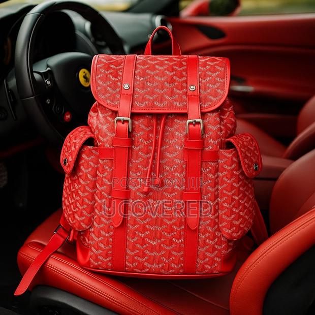 Goyard Unisex Backpack Luxury Anti-Theft Waterproof Bag · Photo 3