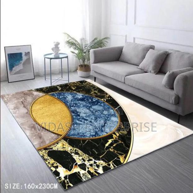 The Future of Flooring ( 160/230cm ) · Photo 1