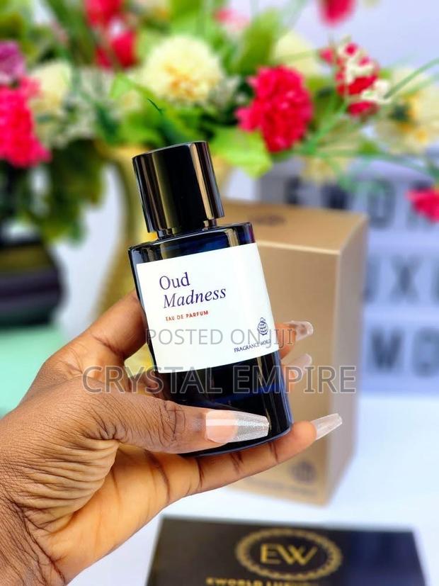 Oud Madness Perfume · Photo 2