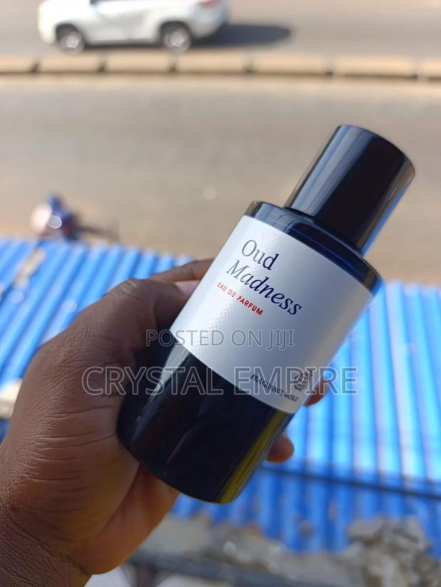 Oud Madness Perfume · Photo 4