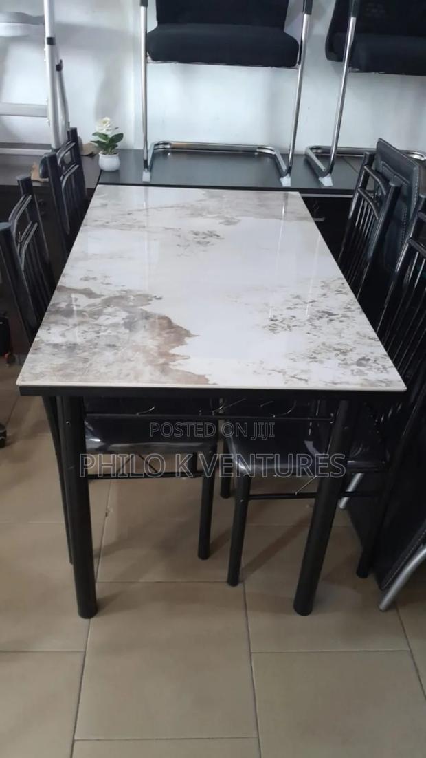 Mable Dining Set Table With 4 Chair · Photo 1