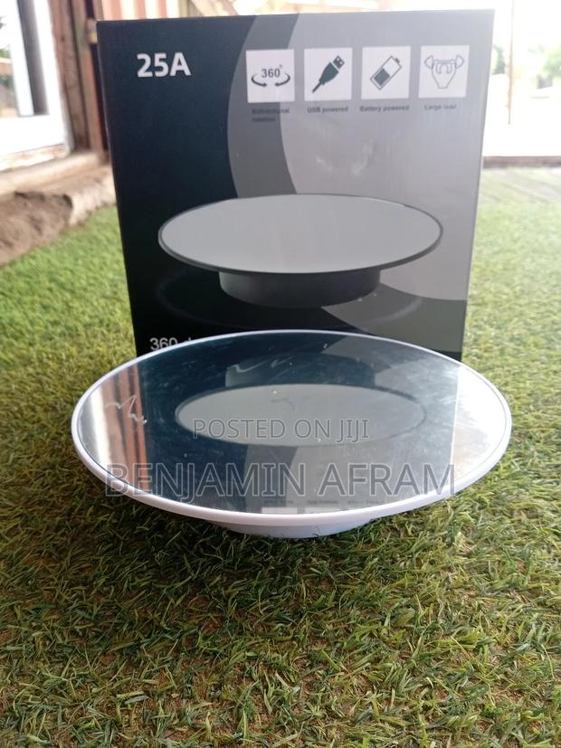 Electric Rechargeable Table Turner 360° · Photo 2