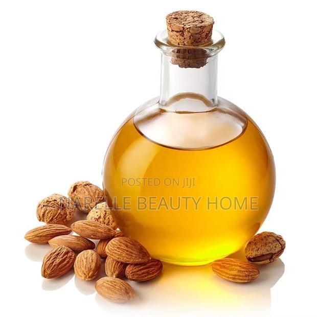 Sweet Almond Oil · Photo 1