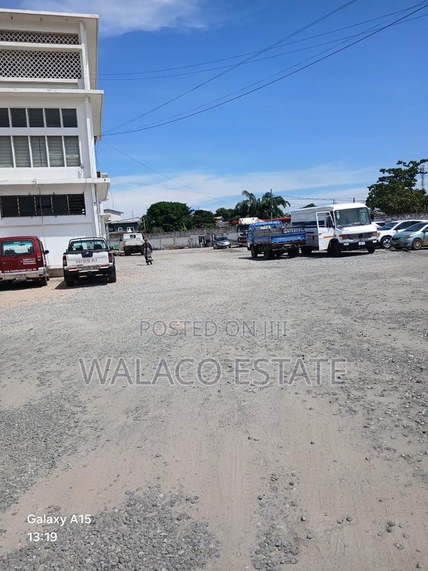 400 Square Meter Warehouse at North Industrrial Area · Photo 3