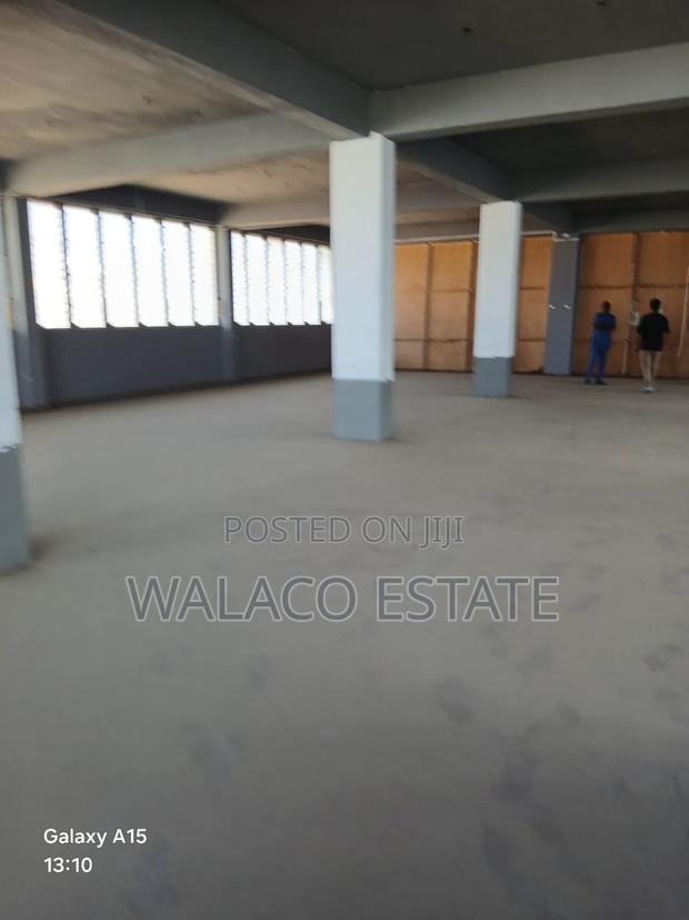 400 Square Meter Warehouse at North Industrrial Area · Photo 4
