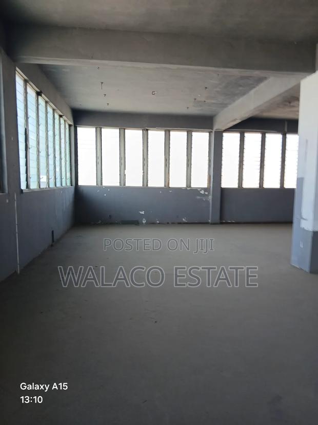 400 Square Meter Warehouse at North Industrrial Area · Photo 5