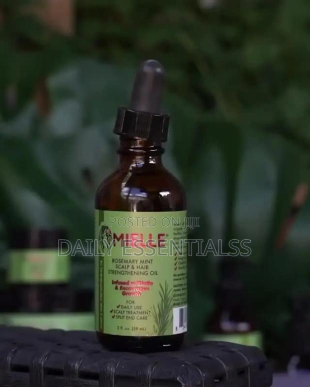 Stronger Hair Starts With Mielle · Photo 1