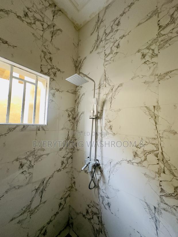 Antirust Shower Complete_Shower Set 3 in 1 · Photo 1