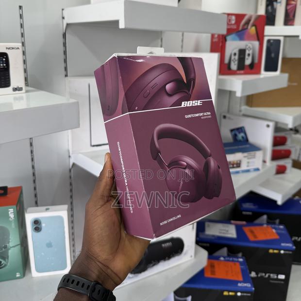 Bose Quietcomfort Ultra Headphones · Photo 1