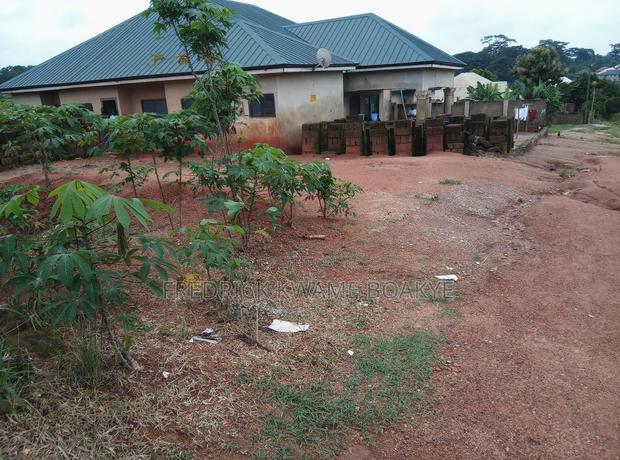6bdrm House in Brother K Estate, Kumasi Metropolitan for sale · Photo 3