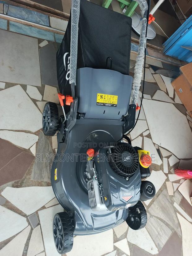 Leo 132cc 4hp Lawnmower · Photo 2