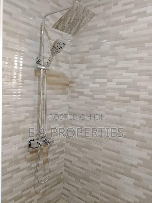 5bdrm House in E A Properties, Frafraha for sale · Photo 6