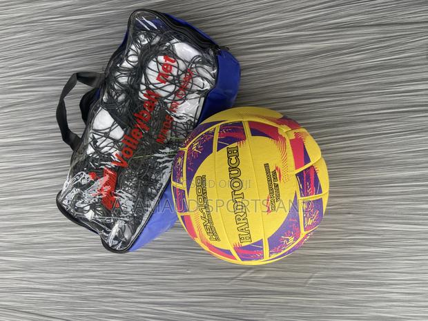 Original Volleyball With Net Available At Cool Price · Photo 1