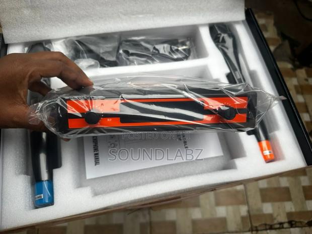 Jbl Vm888 Plus 2-in-1 Wireless Microphone · Photo 3