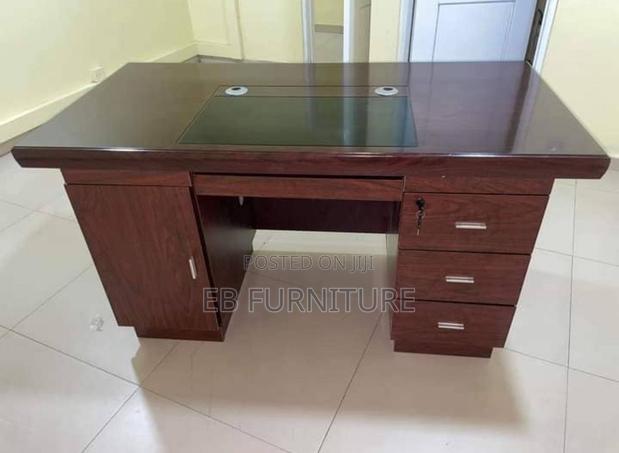 1.5 Meters Executive Office Desk · Photo 1