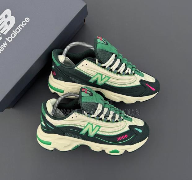 New Balance 1000 Green/White Sneaker · Photo 2