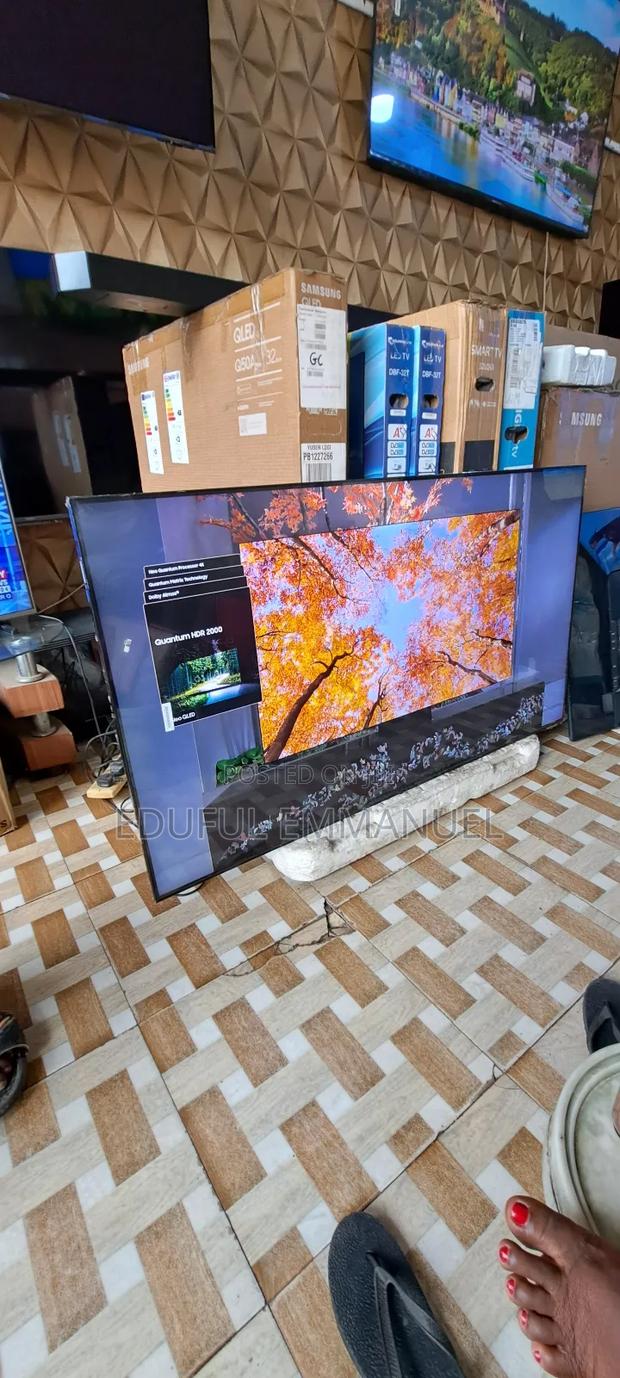 Samsung 55" Neo Qled Qn90b Uhd Smart Alexa Apple Airplay · Photo 4