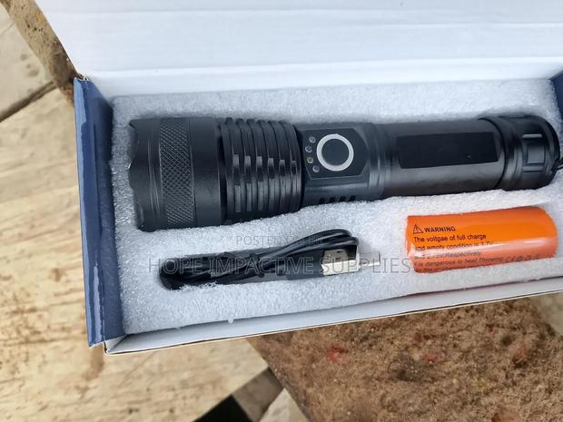 Ultra Powerful Hd Flashlight - Outdoor Long Lasting. · Photo 4