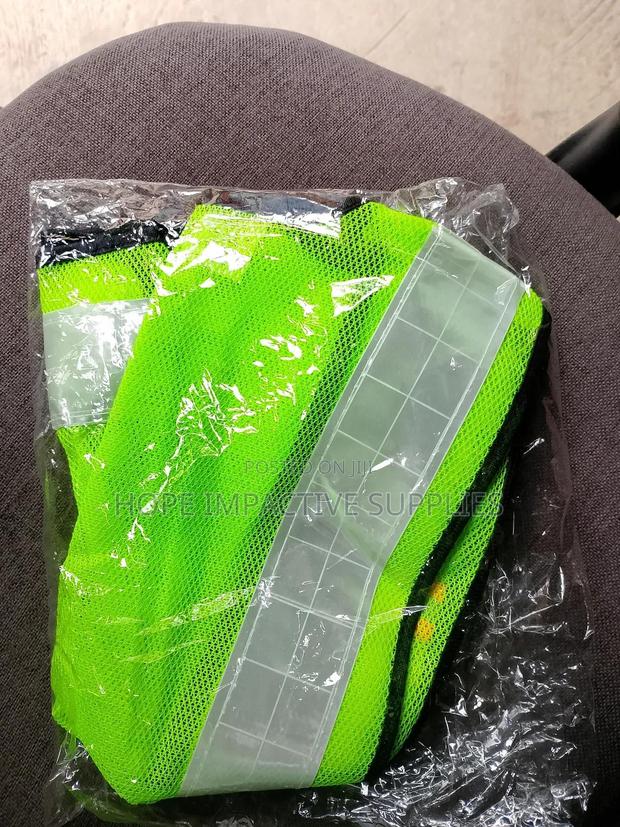 Harbour Reflective Vest - Net. · Photo 6