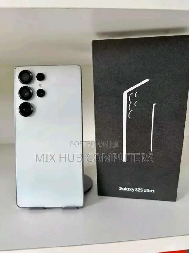 New Samsung Galaxy S25 Ultra 1 TB White · Photo 1