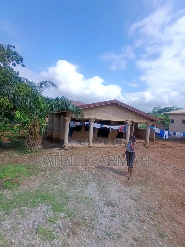 4bdrm House in Kumasi Metropolitan for sale