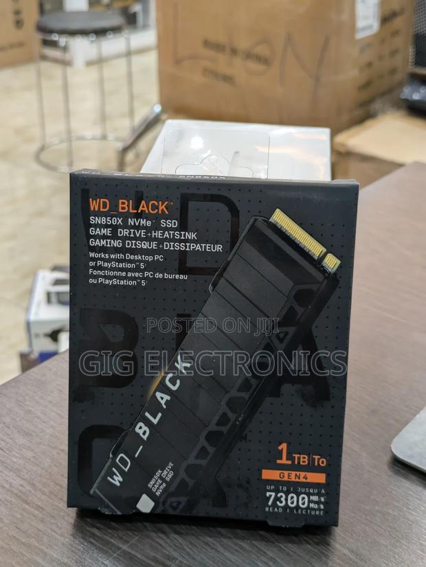 Wd 1tb SSD Black for Pc - Ps5 With Heatsink · Photo 1