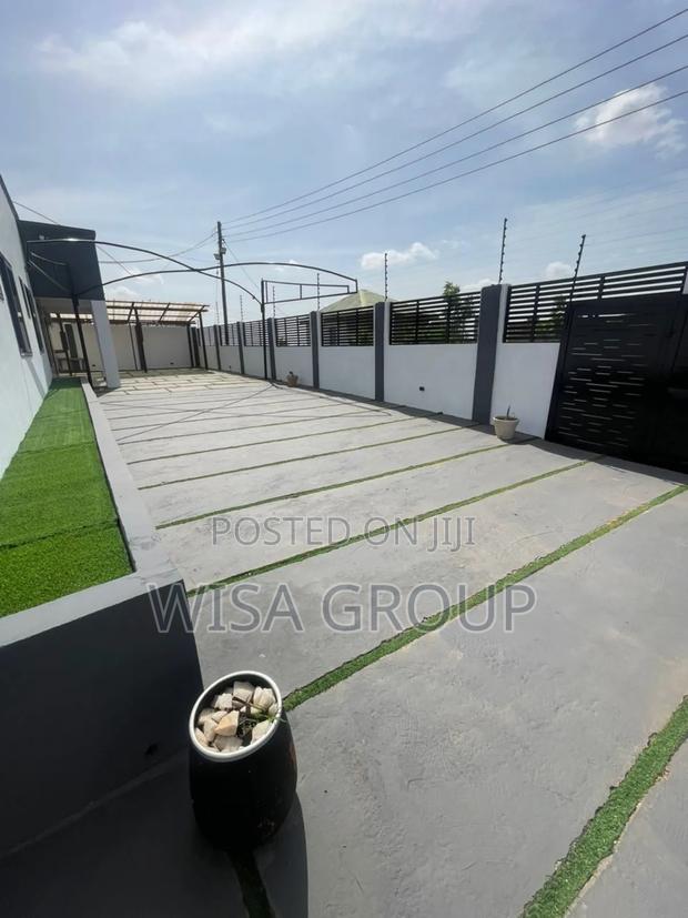 5bdrm Mansion in Wisa Group, Accra Metropolitan for rent · Photo 8