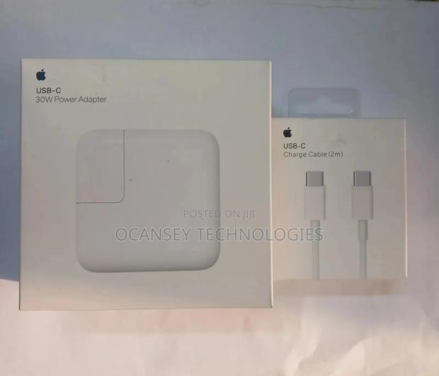 Original Macbook Type-C 30w Complete Charger · Photo 1
