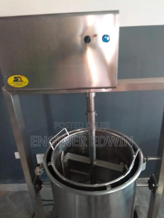 Industrial Beverage Filtration Machine · Photo 2