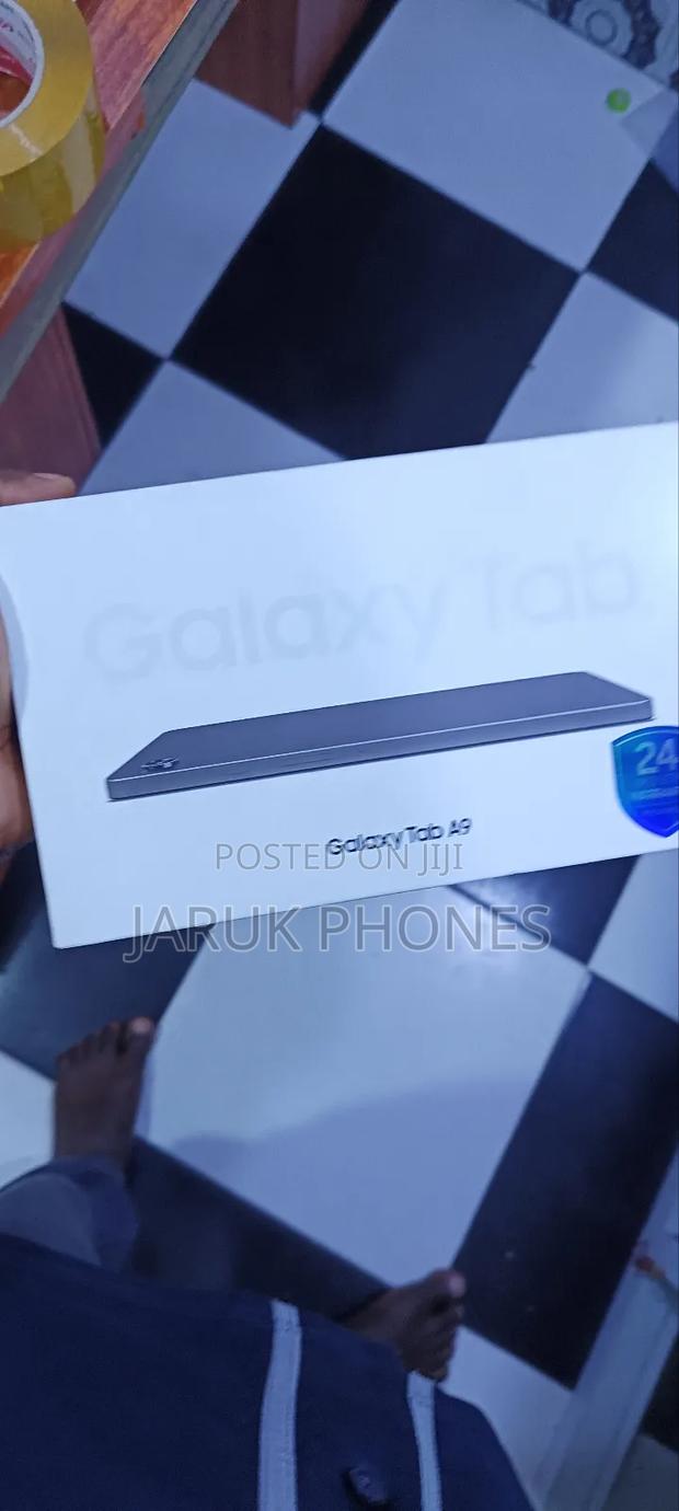New Samsung Galaxy Tab A9 64 GB Black · Photo 1