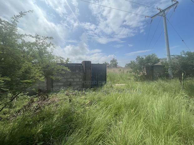 Titled Residential Land – 1 Acre Opposite Gb Oil, Abekope · Photo 4