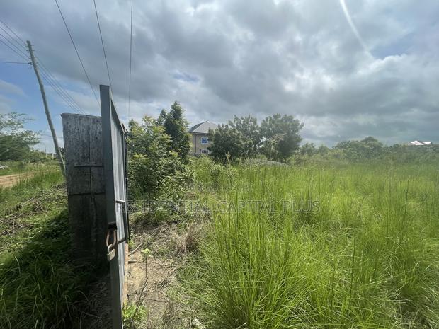 Titled Residential Land – 1 Acre Opposite Gb Oil, Abekope · Photo 1