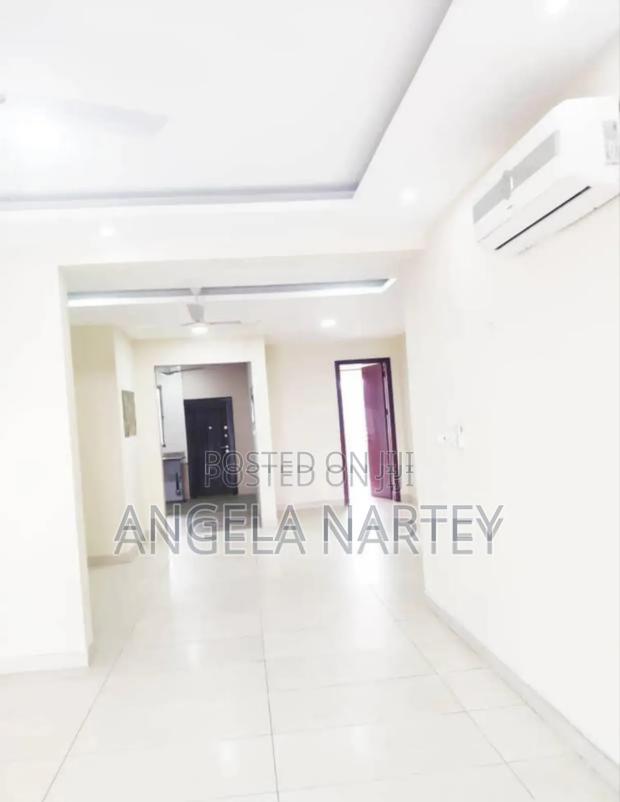 12bdrm Apartment in East Legon for sale · Photo 2