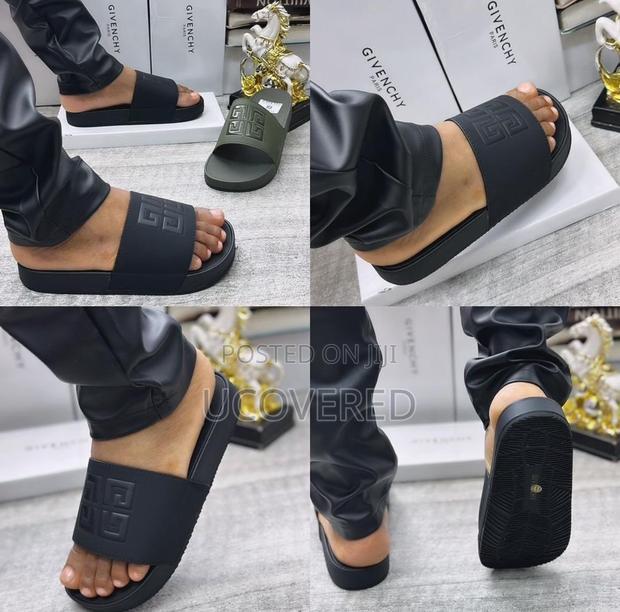 Givenchy Open Toe Shower Slip on Slides/Slippers · Photo 1