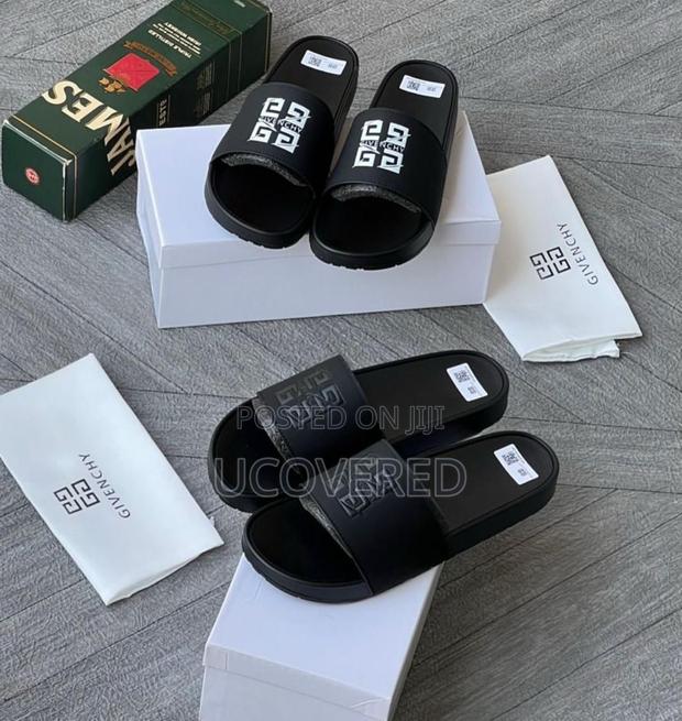 Givenchy Open Toe Shower Slip on Slides/Slippers · Photo 3