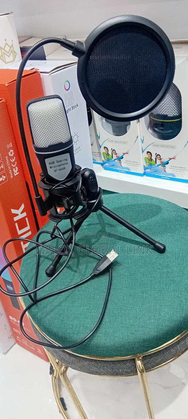 RGB Gaming Microphone (Uk) · Photo 1