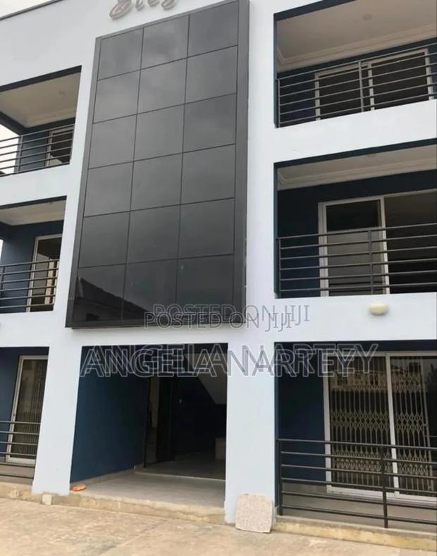 12bdrm Apartment in East Legon for sale · Photo 1