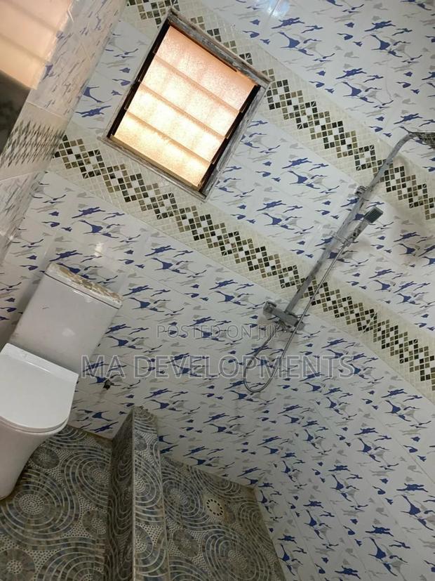 1bdrm Apartment in Madev Realty, Ofankor for rent · Photo 3