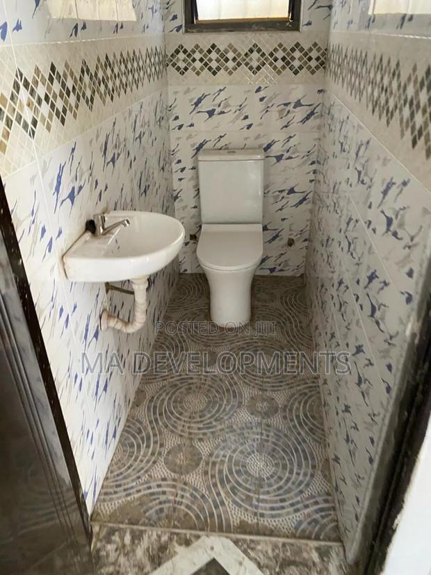 1bdrm Apartment in Madev Realty, Ofankor for rent · Photo 7