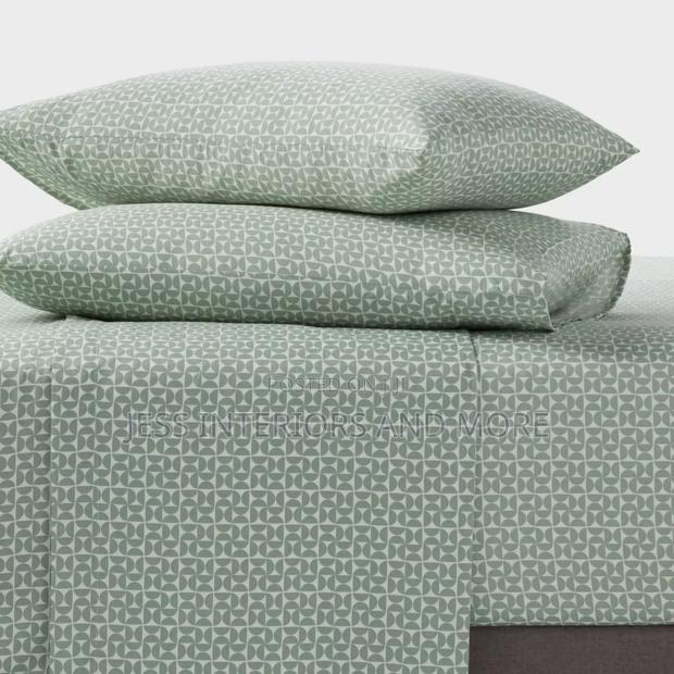 Bedsheet Set From Room Essentials · Photo 1