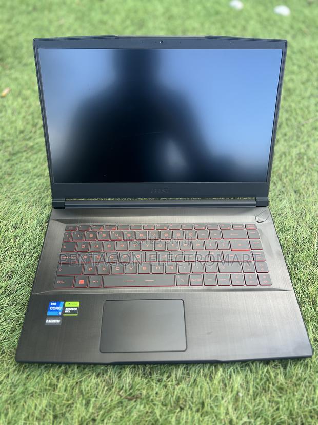 Laptop MSI GF63 8GB Intel Core I7 SSD 512GB · Photo 2