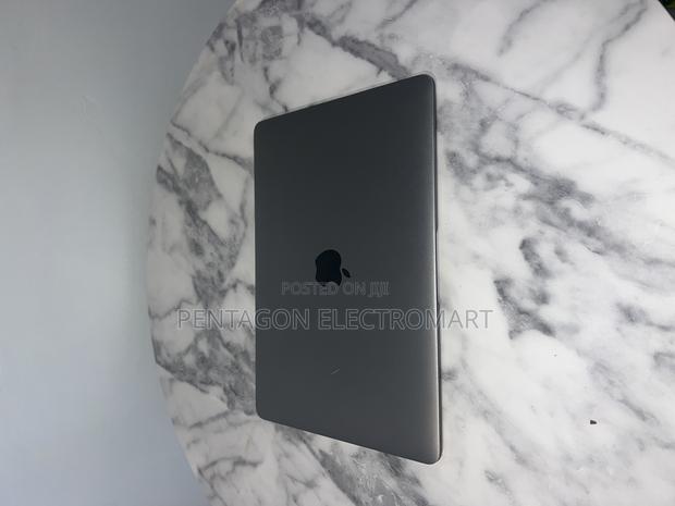 Laptop Apple MacBook 2015 8GB Intel Core I5 SSD 256GB · Photo 2