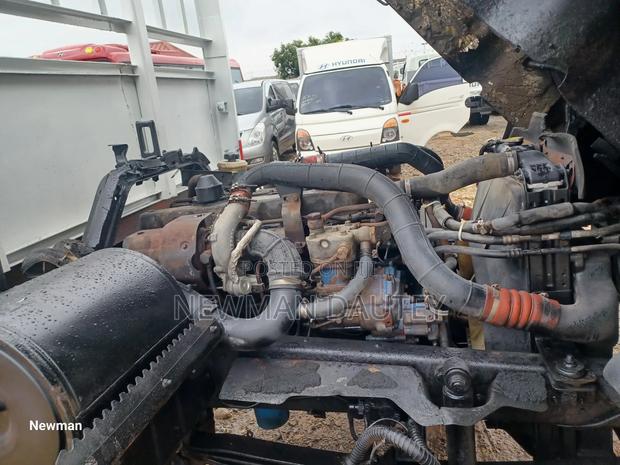 Rhino Kia White · Photo 7