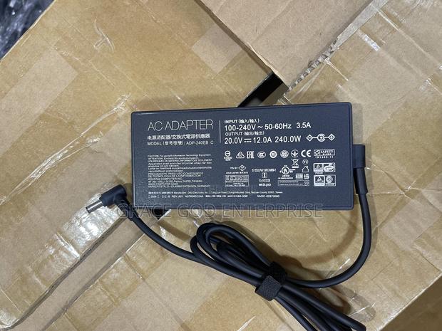 Original Asus 240w Adapter for Rog Laptops · Photo 1