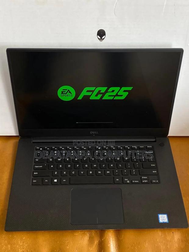 Laptop Dell XPS 15 9570 16GB Intel Core I7 SSD 256GB · Photo 1